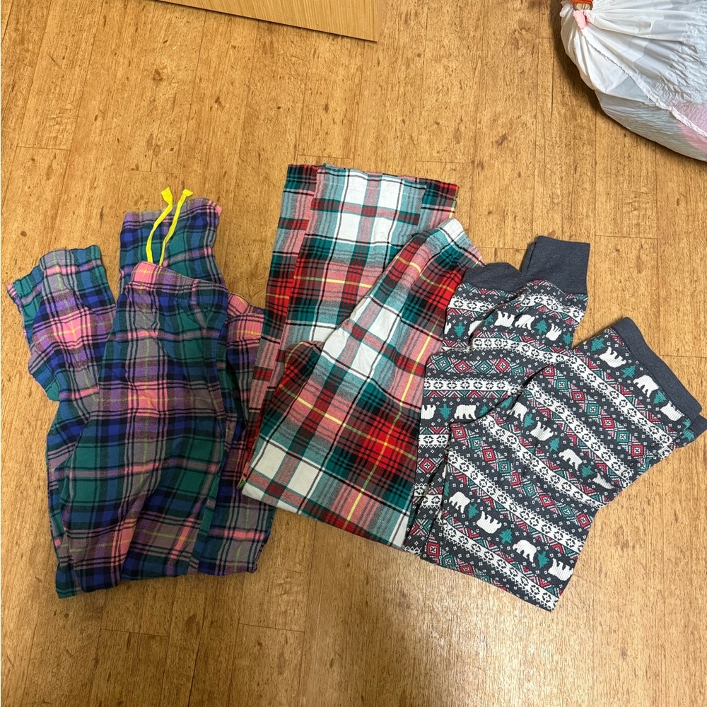 Old Navy bundle of 3 sleep pants